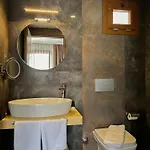 Life Hotel