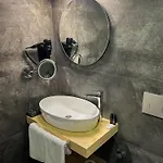 Life Hotel