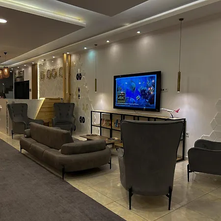 Life Hotel